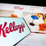Kellogg's logo in focus with Tony the Tiger in the background