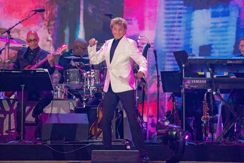 Barry Manilow