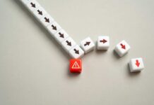 TRUTH: Leftist City’s Pay Hike Backfires – Business Vanishes A red warning block surrounded by white blocks with directional arrows